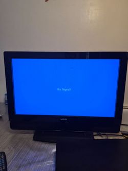 Good condition  Vizio tv 33"
