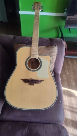 URBAN ACOUSTIC GUITAR