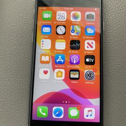 iPhone SE Excellent condition  Unlocked