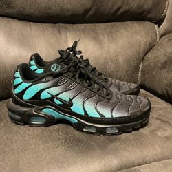 Nike Air Max Plus 