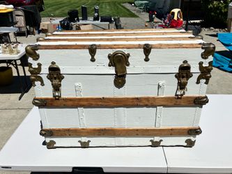 Vintage storage chest