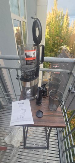 Aeitto Slow Juicer with Accessories