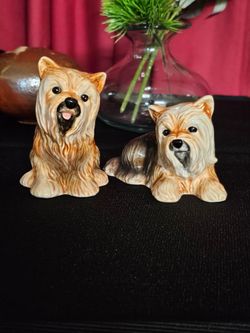 Brand New Vintage Ceramic Yorkshire Terrier Salt & Pepper Shakers Set (No Box) 🐶