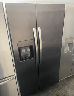 Deal: Frigidaire SxS Fridge – Ice/Water, Clean, Ready Now
