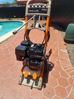 Pressure washer 3100 PSI y 2.7 GPM