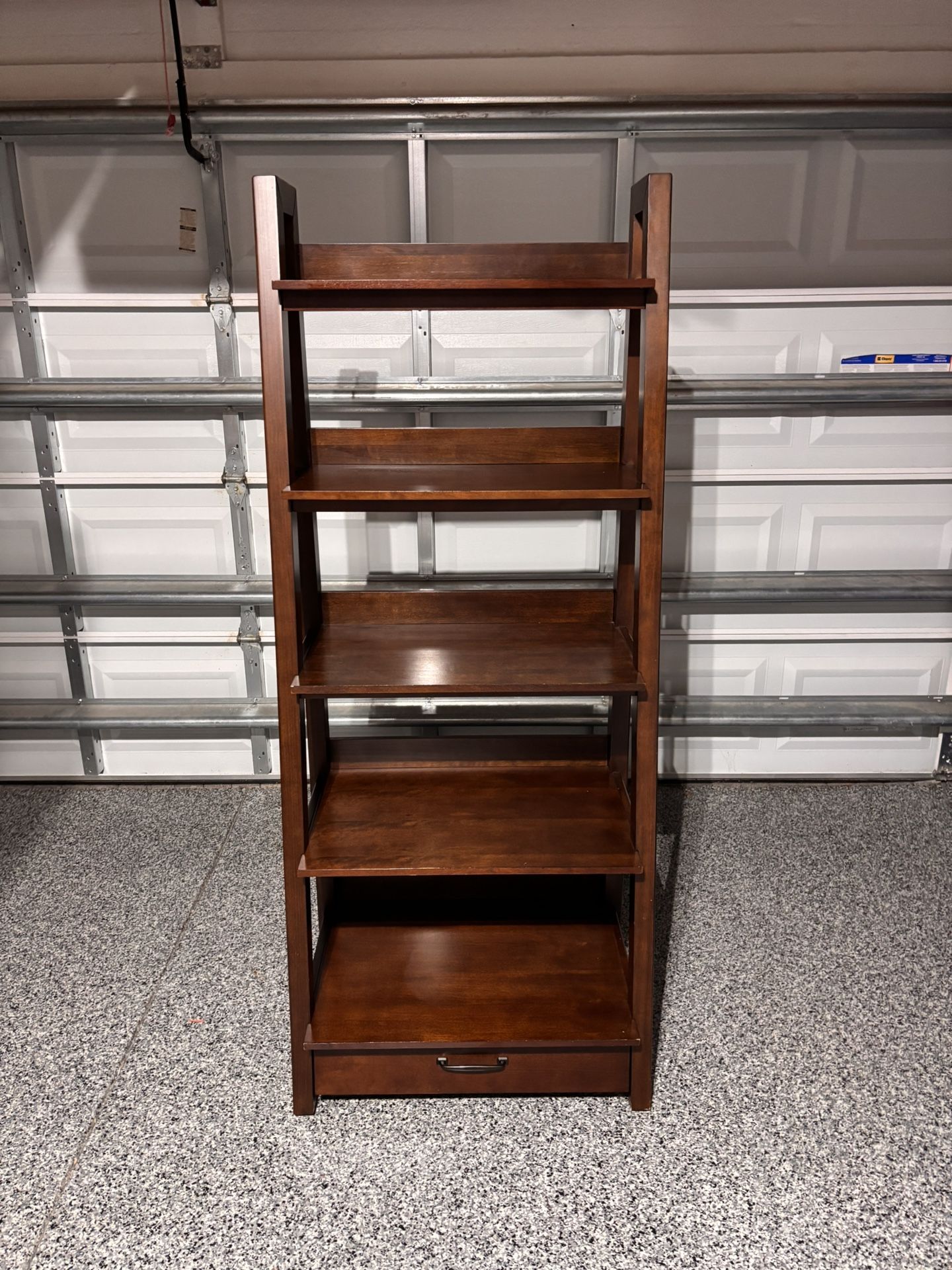 Bookshelf