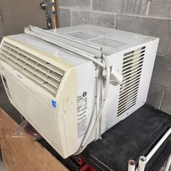Sharp AC Unit 12,000 BTU