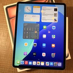 Like New M2 13” iPad Air 256GB w/ Pencil And Warranty