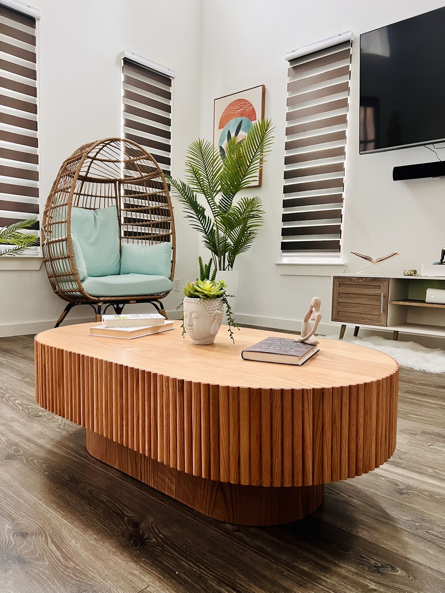 Sleek modern Coffee Table 