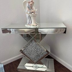 Silver Mirrored Console Table With Crushed Diamond Inlay