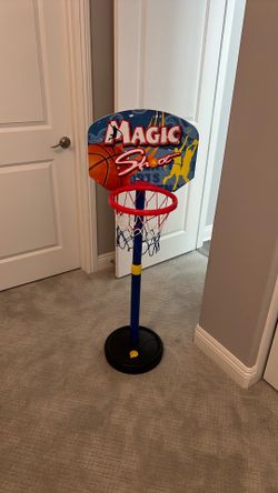 Toddler basketball hoop