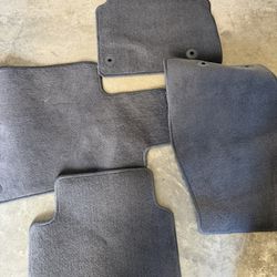 2025 Jeep Grand Cherokee Floor Mats Brand New