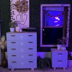 Dresser And End Table 