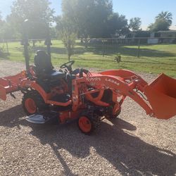 Kubota Tractor Almost Brand New