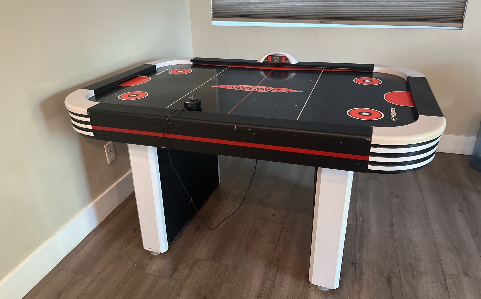 lumen x air hockey table