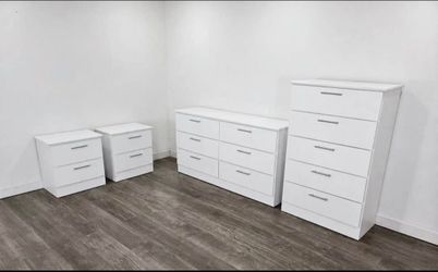 Dresser, Chest And 2 Nightstands - Cómoda, Gavetero y 2 Mesitas de noche