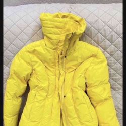 Snow Jacket Size 8/10 Like New $20 chamarra Para La Nieve Como Nueva $20