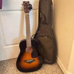 Yamaha Acoustic Guitar with Case - Sunburst with a SNARK+
