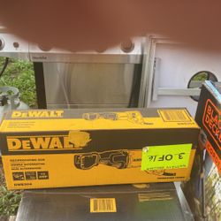 Dewalt Saw