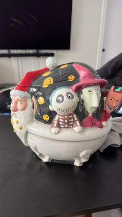Disney, nightmare before Christmas cookie jar