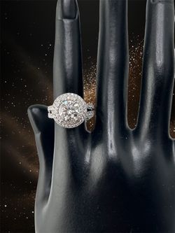 Dual halo engagement ring in 14k White Gold