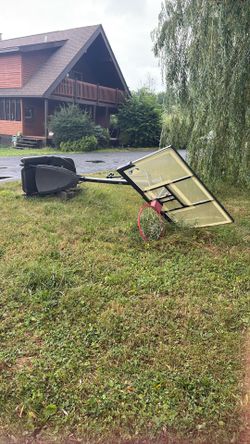 Free BASKETBALL Hoop