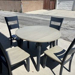 Dining set