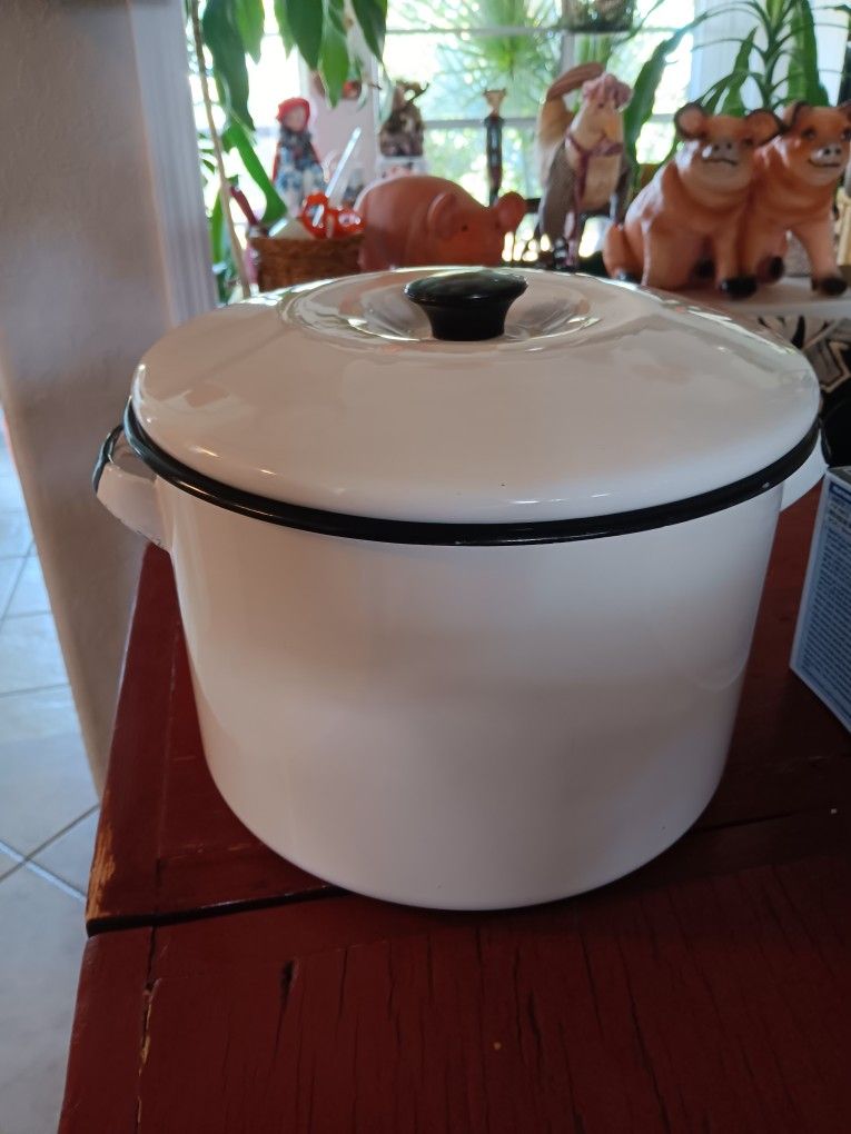 Vintage Enamelware 5 Qt Stock Pot