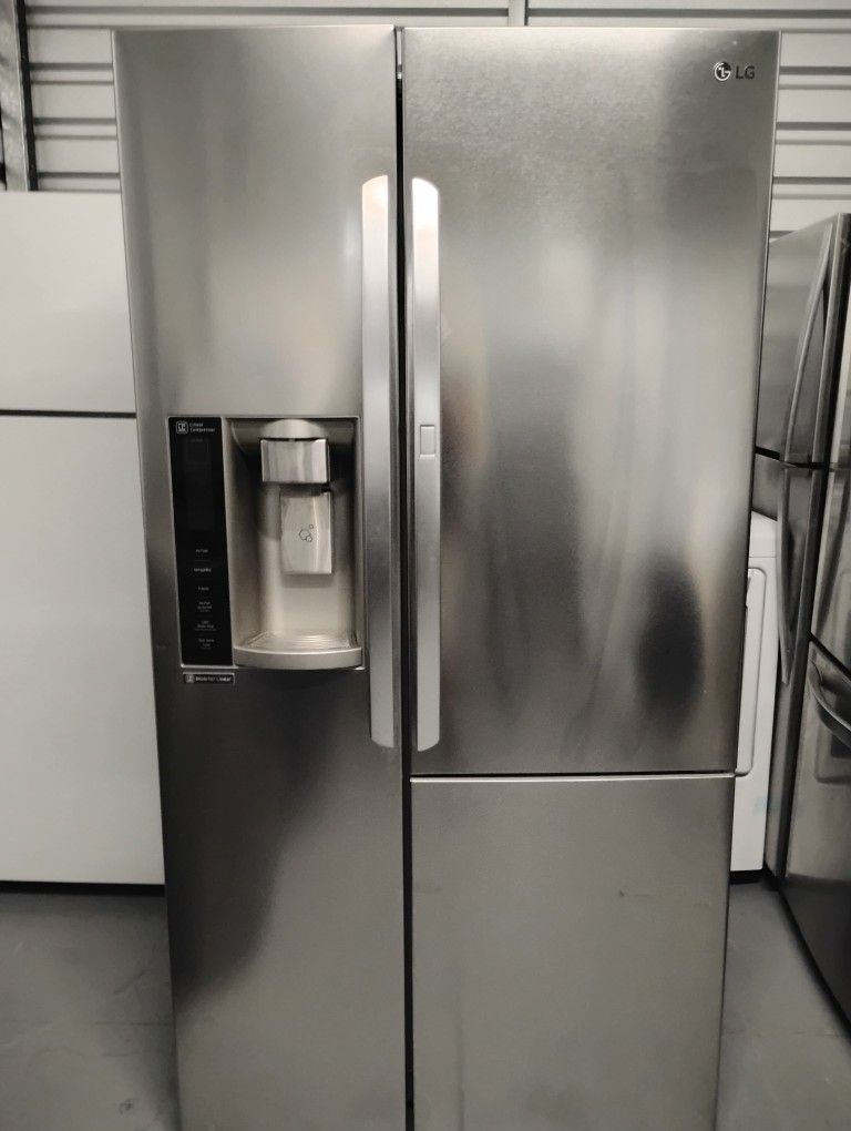 LG SIDE BY SIDE REFRIGERATOR
