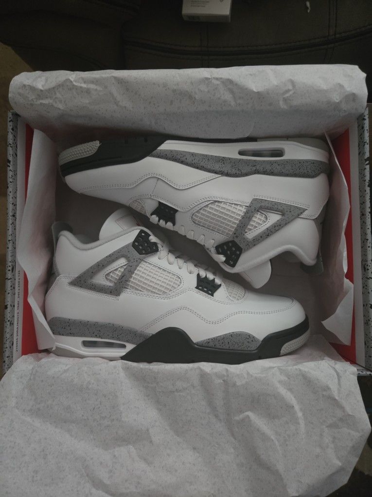 Jordan 4 White Cement
