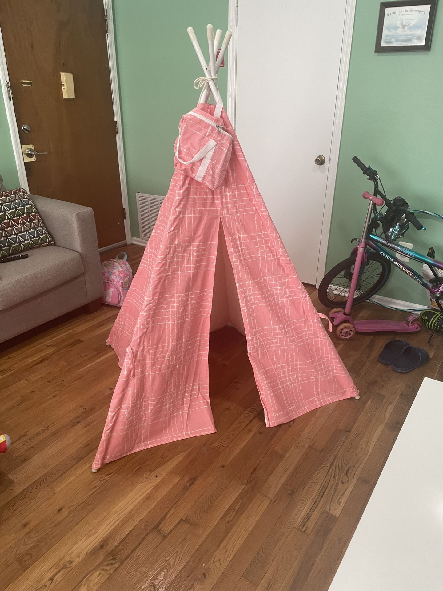 Tent (indoor Used)