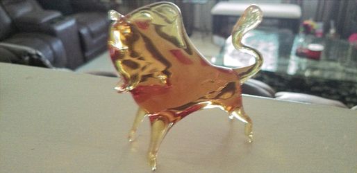 Glass Bull 4x4 Inches