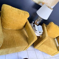 Set of swivel chairs 