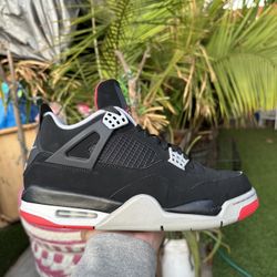 Jordan 4 Bred