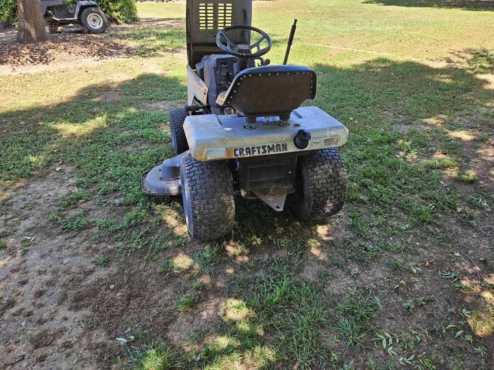 Lawn Tractor