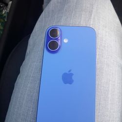 iPhone 16 