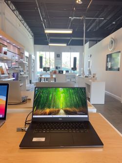 💻 Dell 15" Precision 5540 | Xeon 6-Core | 32GB RAM | 512GB SSD | NVIDIA Quadro T2000