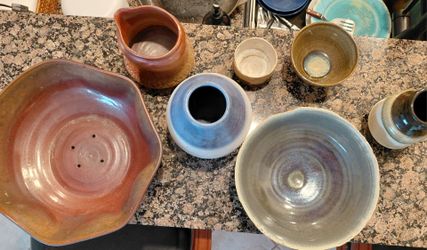Pottery, Vases, Planters (8) Pieces