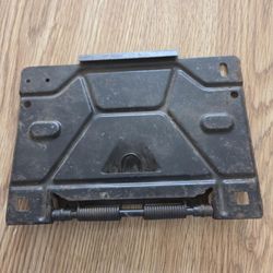 1969-70 GTO/LEMANS LICENSE PLATE FUEL DOOR