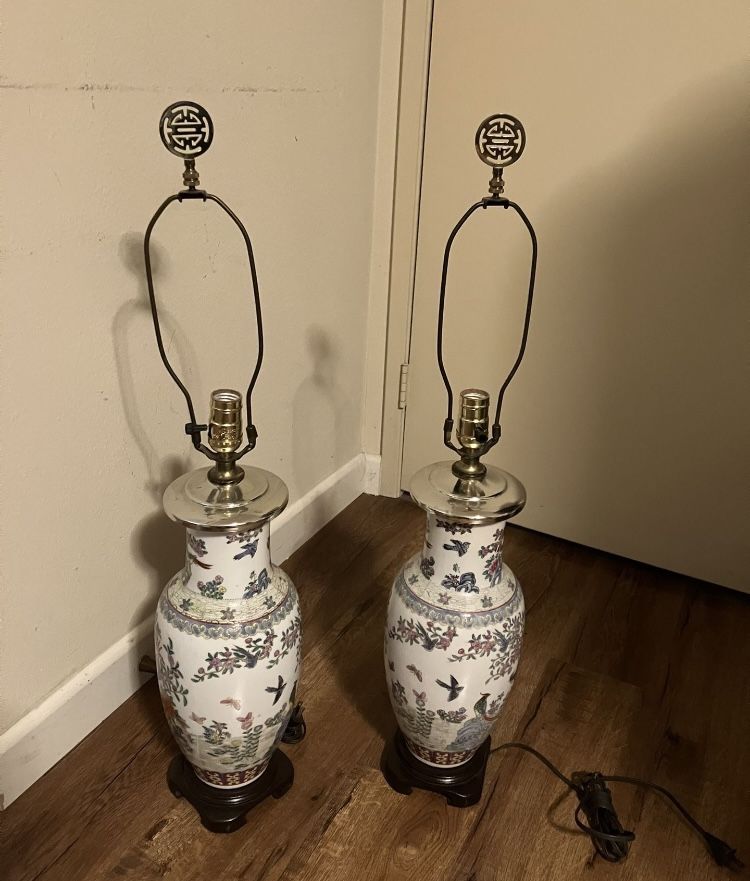 2 Chinoiserie Porcelain Table Lamps Vase Birds Flowers & Butterflies Asian Ginger Jar