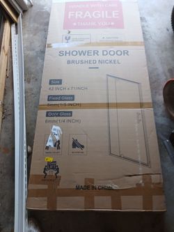 Glass shower door