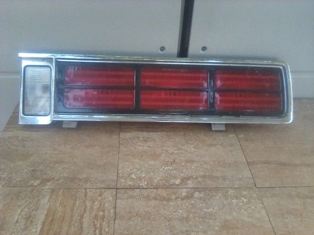Chevy Caprice Right Passenger Tail Light Assembly