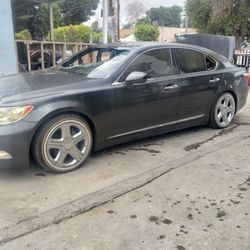 Parts Only 2008 Lexus LS 460
