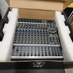 Mackie Mixer 16 Canales 