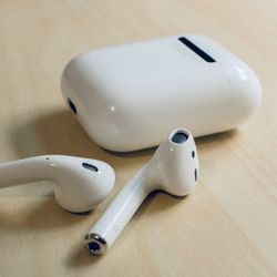 Apple AirPods