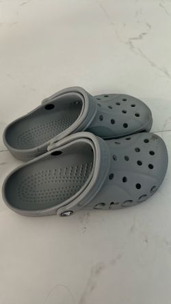 Crocs gray