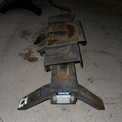 Reese 20k 5th Wheel Hitch