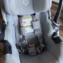 UPPABaby Aria Car Seat With Base 