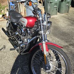 2005  Harley Davidson XL 1200C