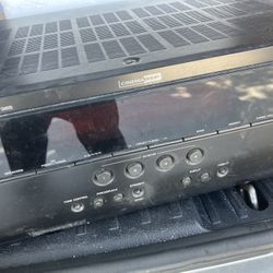 Yamaha receiver, fully functional old school moving need to lighten the load $200 or best offer